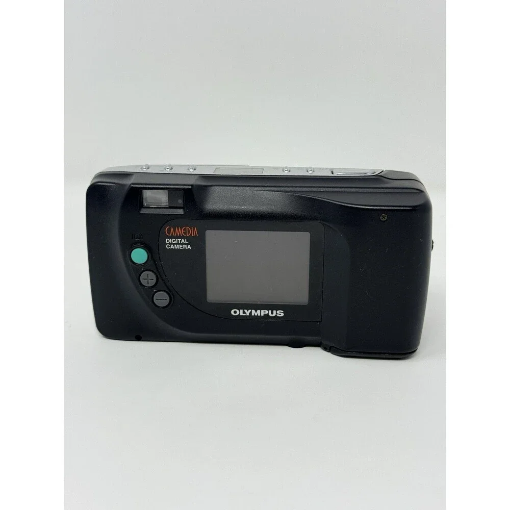 Olympus Camedia D 360 Digital Camera 1.3MP 8MB Card Tested Complete